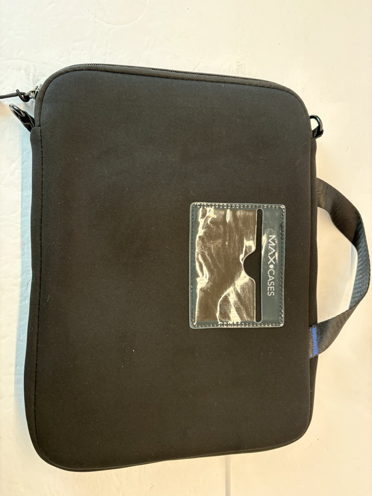 MaxCases Slim Sleeves W/ Pocket for 11″ Devices, Black, No Shoulder Strap