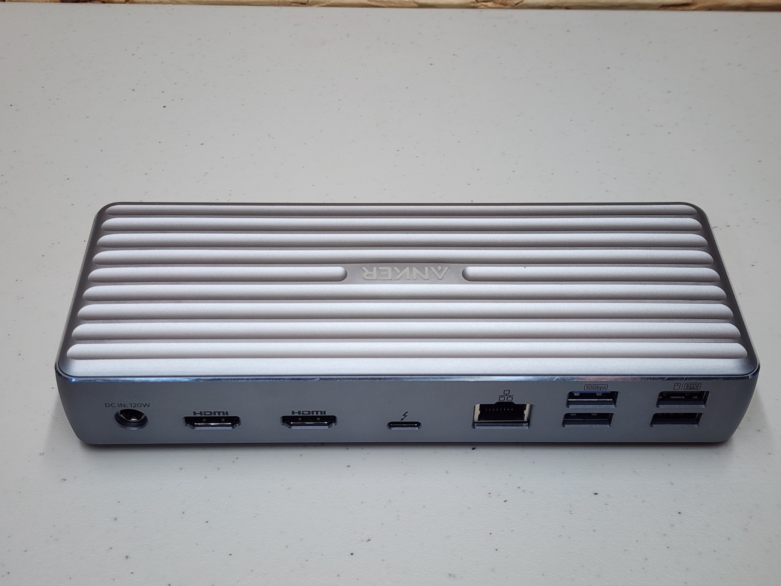 Anker 777 PowerExpand Elite 12-in-1 Thunderbolt 4 Docking Station A8397 w Power