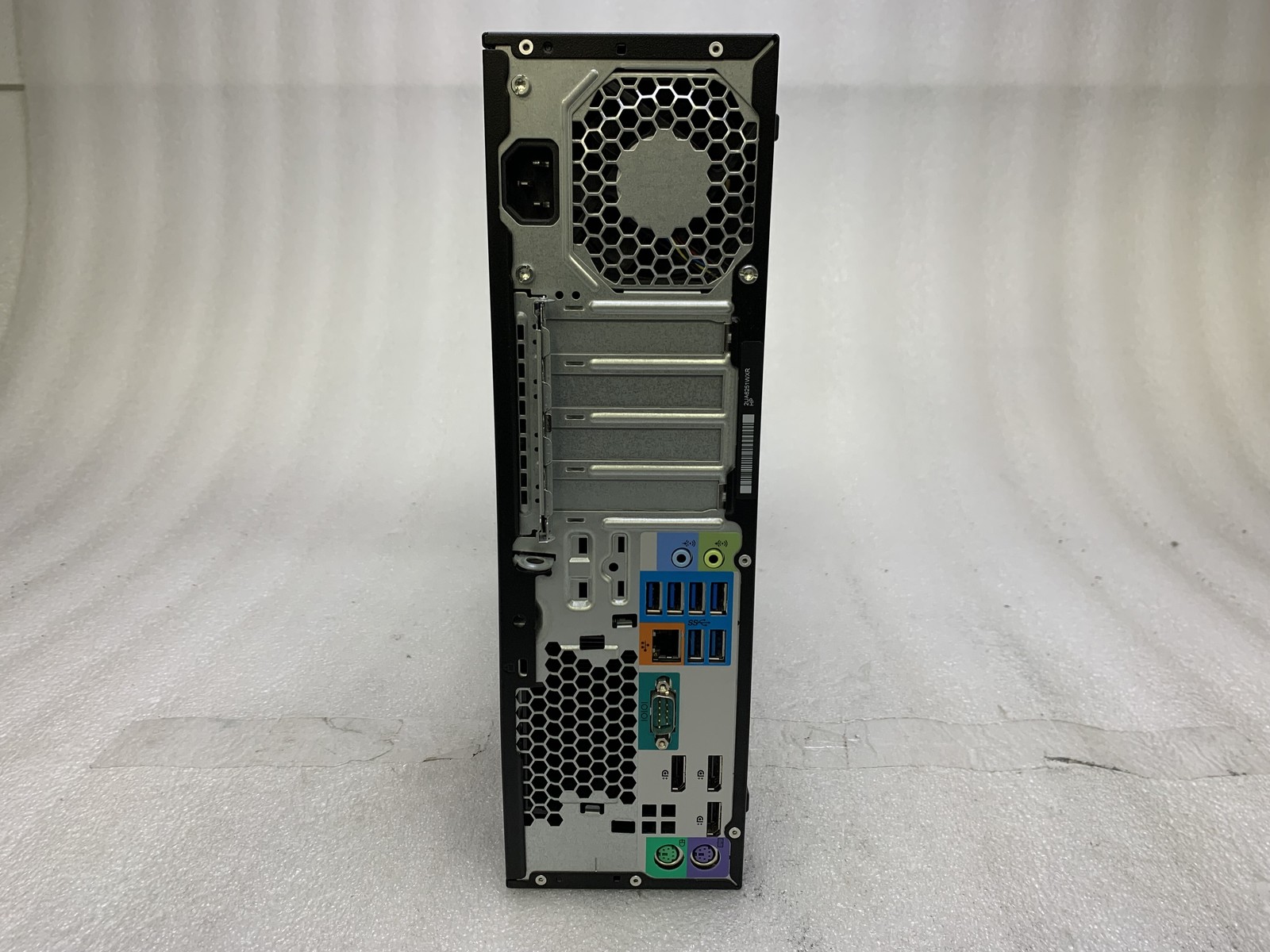 HP Z240 SFF Workstation Core i7-6700 3.4GHz 8GB RAM NO HDD NO OS Fair