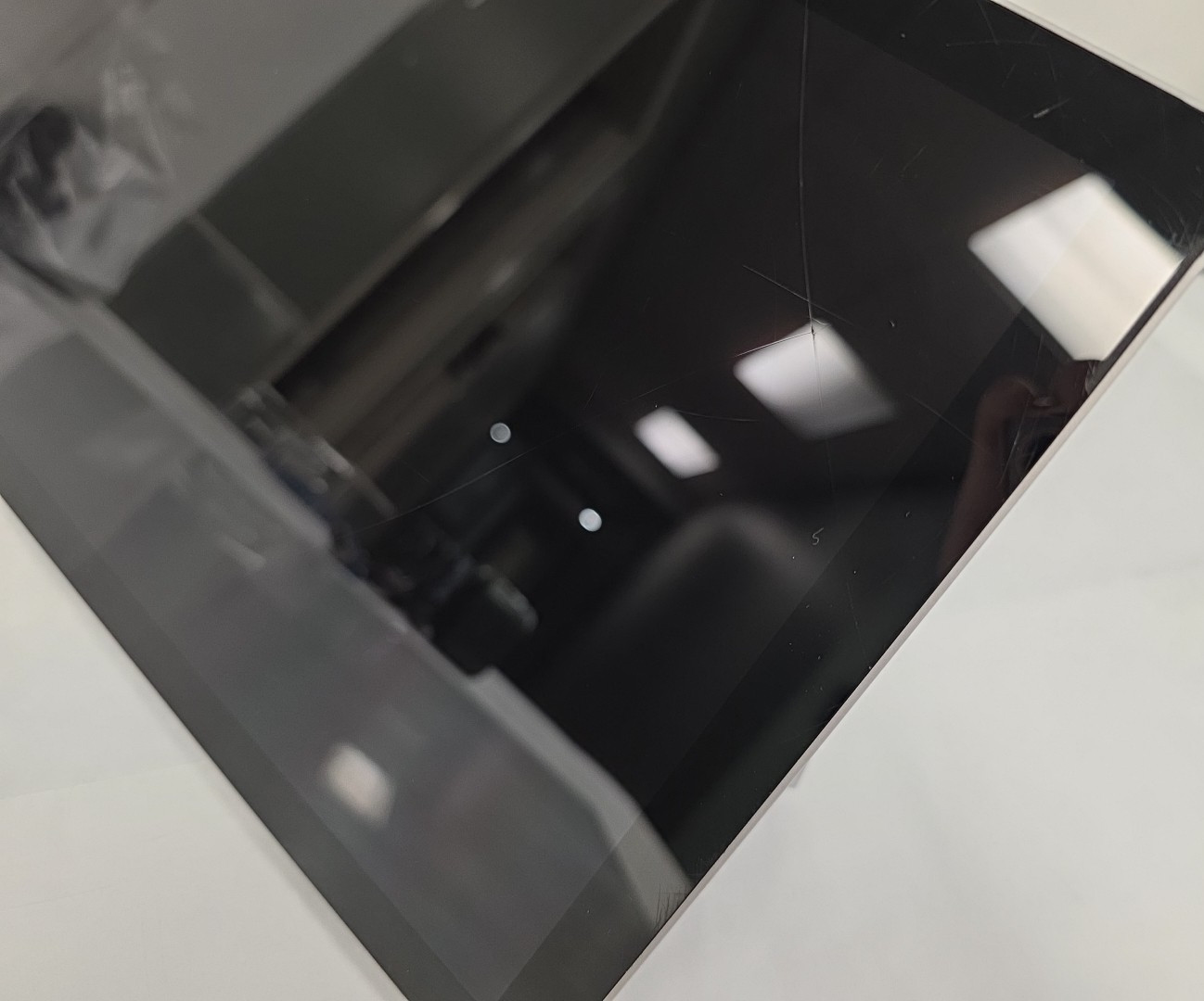 Microsoft Surface Pro 5th Gen| Intel Core i5-7300U|8GB RAM|256GB SSD| WIN 10 PRO