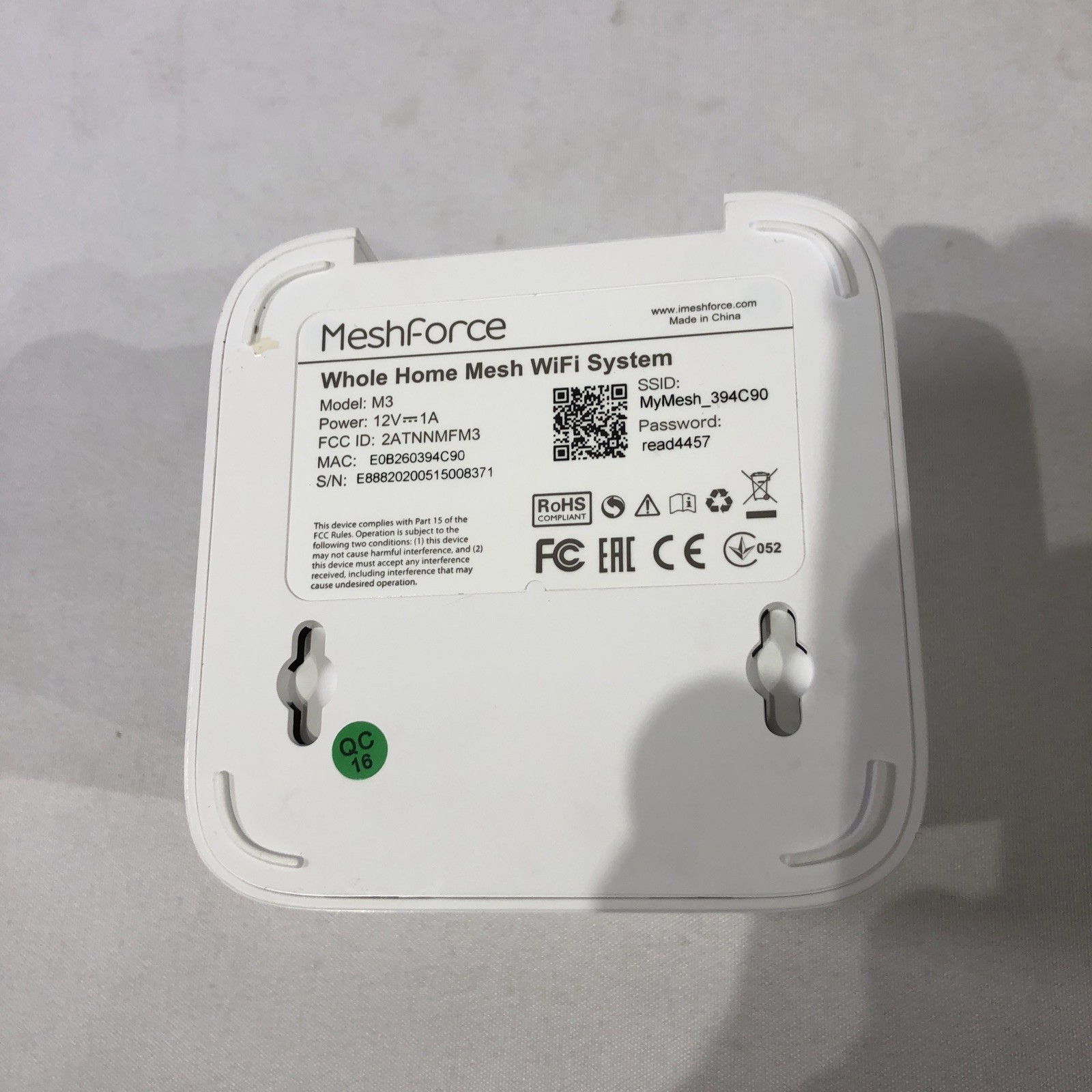5 lot Meshforce Whole Home Mesh Wifi System 2 x M3 and 3 x M3 Dots – White
