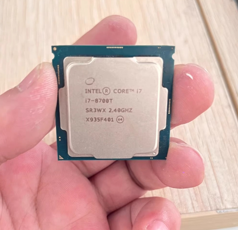 8th Gen Intel Core i7-8700T 2.4 GHz 6Core LGA1151 12MB Cache CPU Processor SR3WX