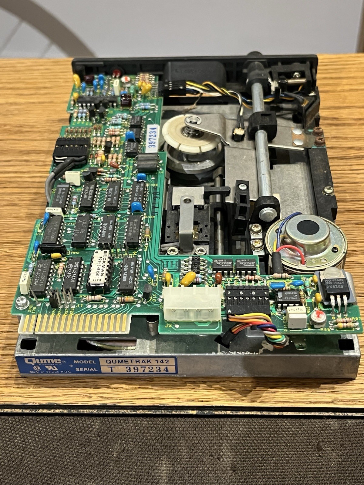 Vintage Qume QUMETRAK 142 5.25″ 5 1/4″ Half Height floppy drive – Untested