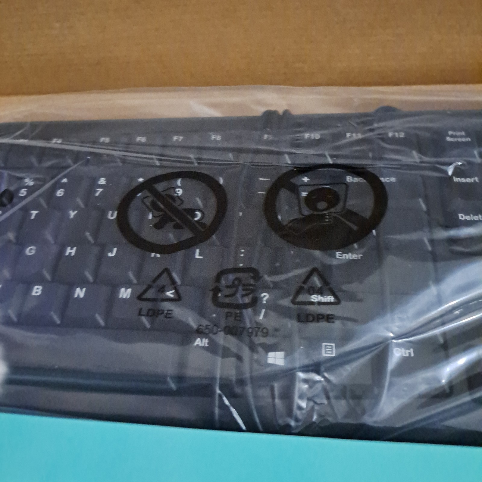 Logitech K120 USB Plug and Play USB Keyboard Laptop Desktop-NEW/in Box.