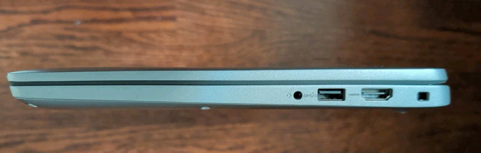 Dell Latitude 5450 14″ 32GB 512GB, Titan Grey NOS minor cosmetic flaw