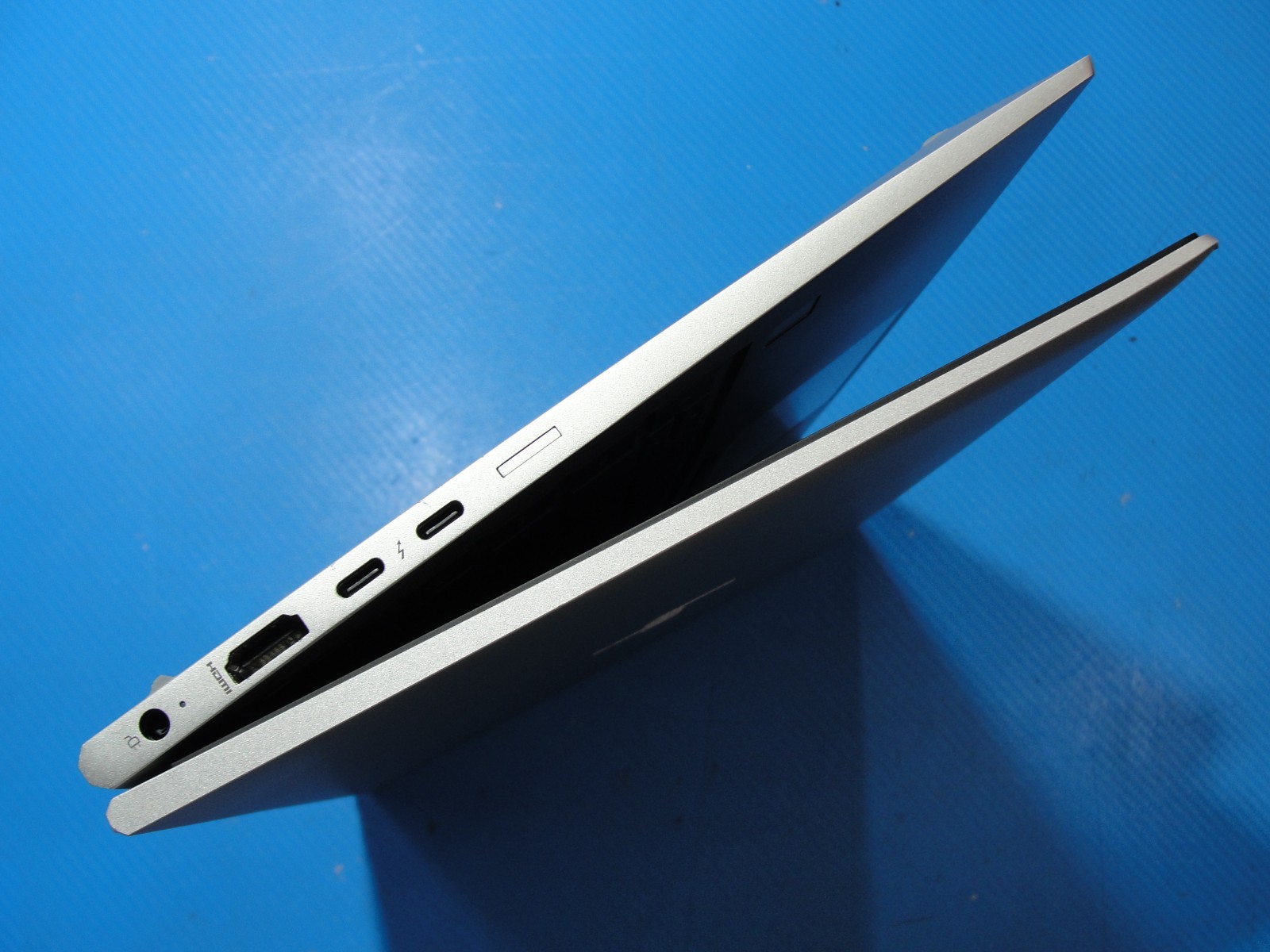 HP EliteBook 840 G8 14″ FHD i7-1185G7 3.0GHz 8GB SSD 256GB Iris Xe Win11 Pro