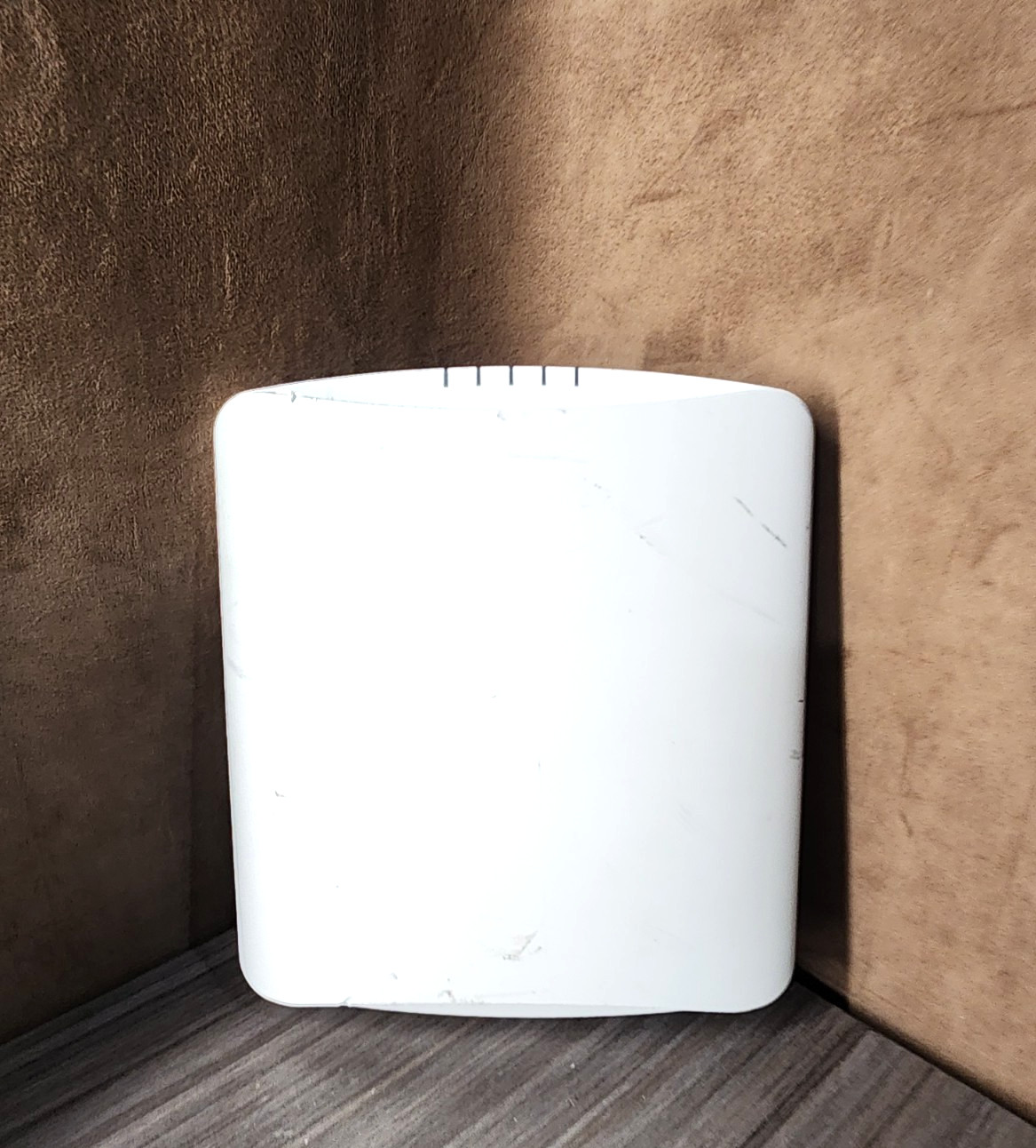 Access Networks A750 (Ruckus R750) Wi-Fi 6 Indoor Access Point – ANU-A750-US00