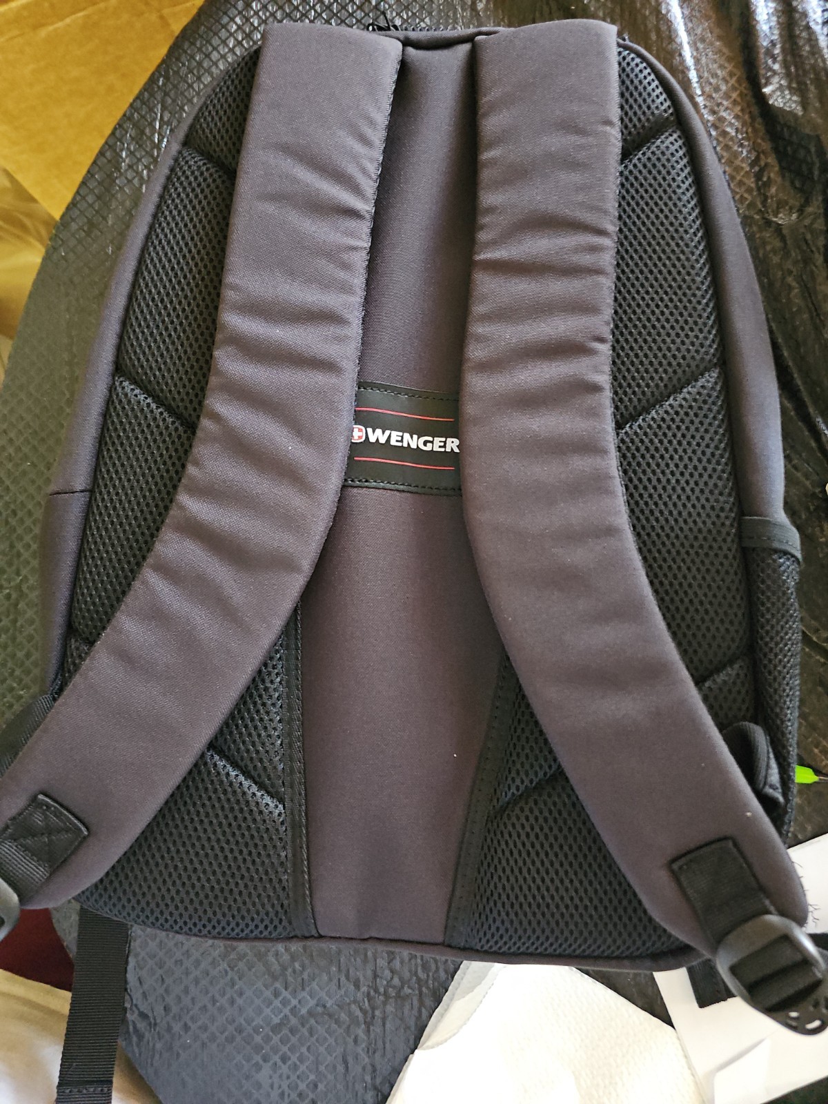 Wenger Swiss Gear Upload 16″ Laptop Backpack (fits up to 16″ laptop) Black, New