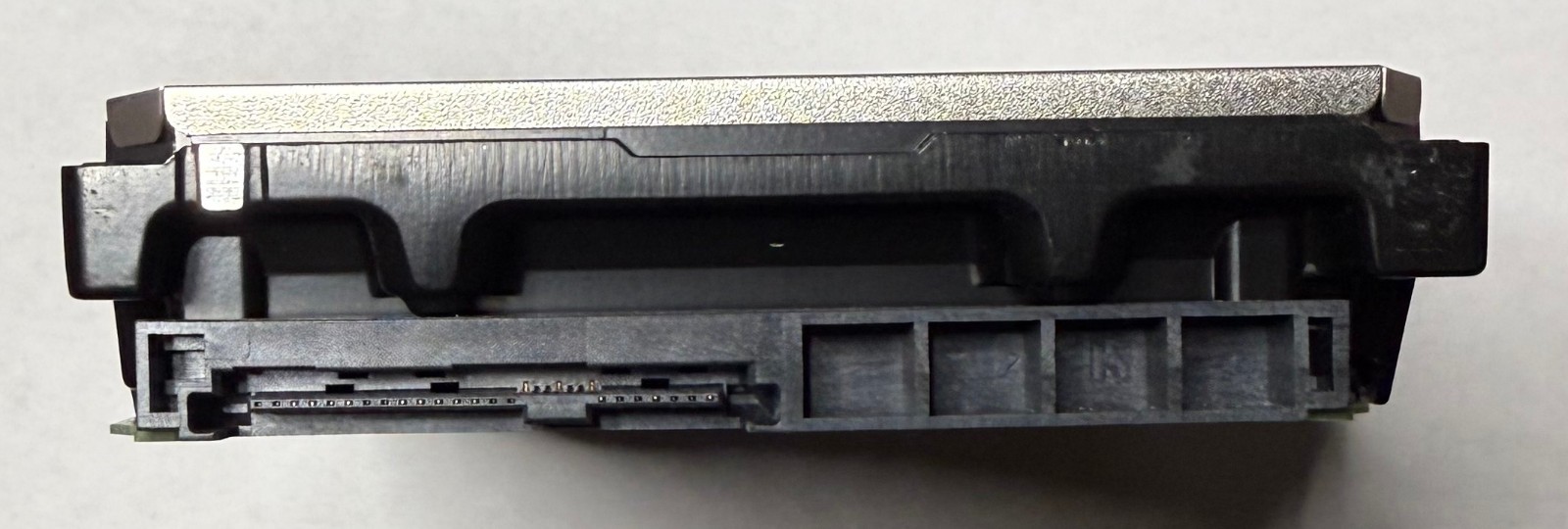 Dell HGST 8TB 7.2K RPM SAS 12Gbps 3.5in 4Kn HDD HUH721008AL4200