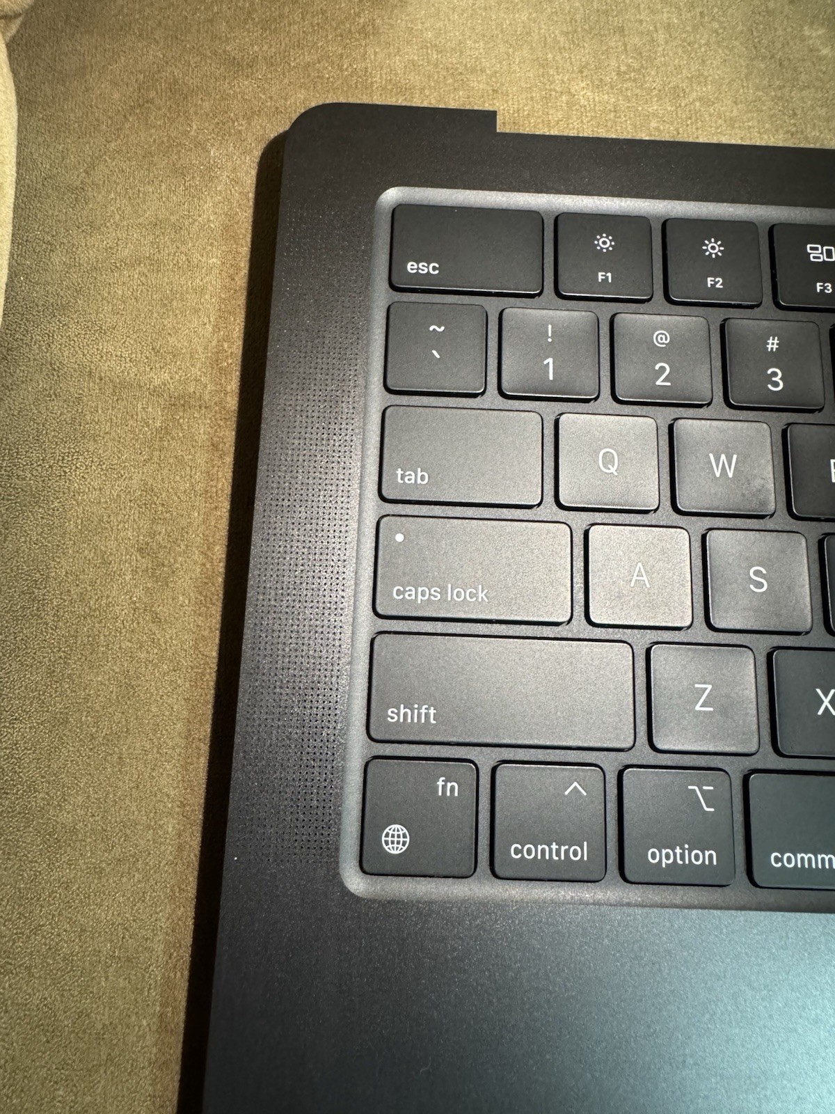 Macbook Pro M3 Pro/Max 14 inch Keyboard with Frame and battery, A2992