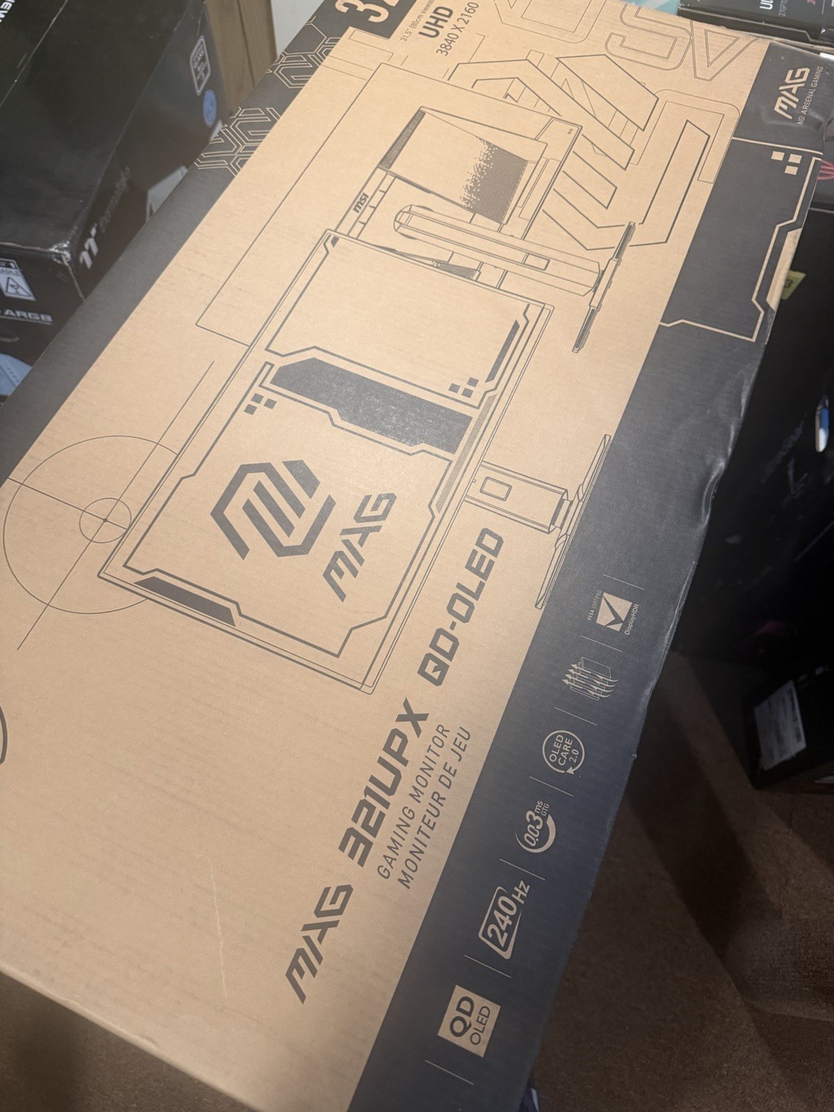MSI MAG 321UPX QD-OLED 32″ 16:9, QD-OLED Gaming Monitor, 240Hz 0.03ms, 3840 x 21