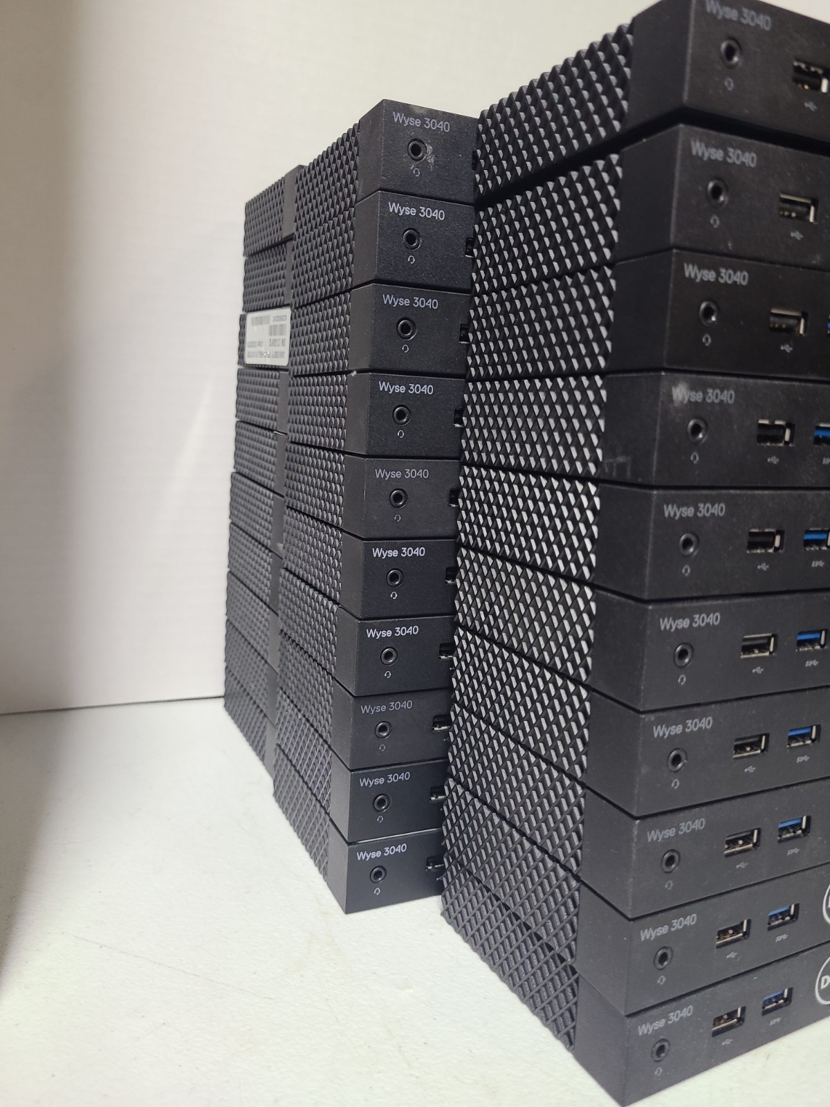 81 Dell Wyse Thin Client 3040 Intel Atom X5 Working When Removed From Service.