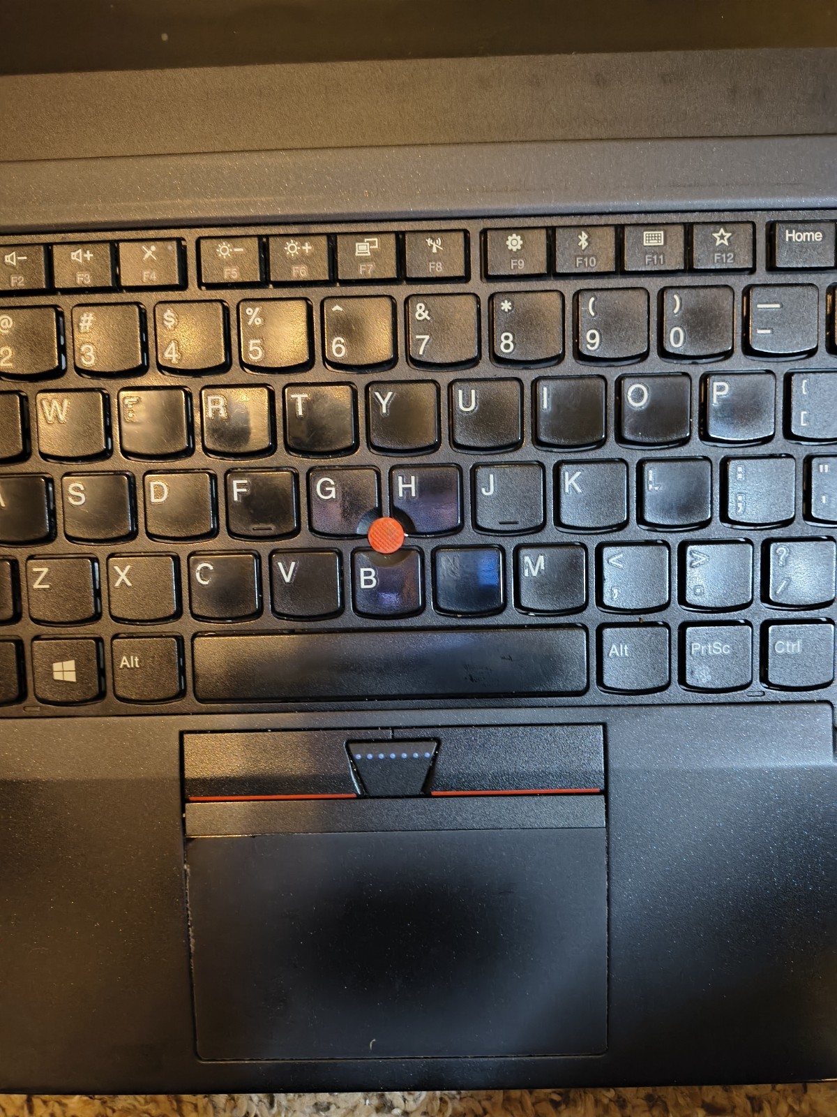 Lenovo ThinkPad T470s i7-7600U 2.8GHz 4GB RAM 128GB SSD Windows 10