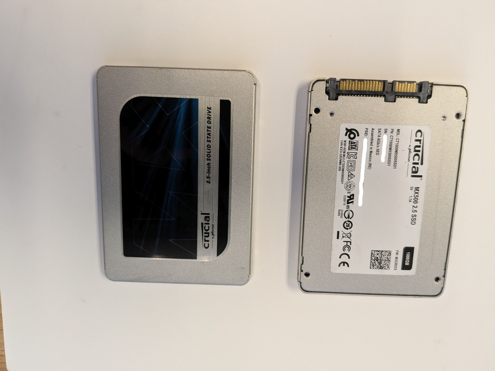 Crucial CT1000MX500SSD1 3D TL SATA3 2.5in. 1TB Internal SSD – Blue/Gray