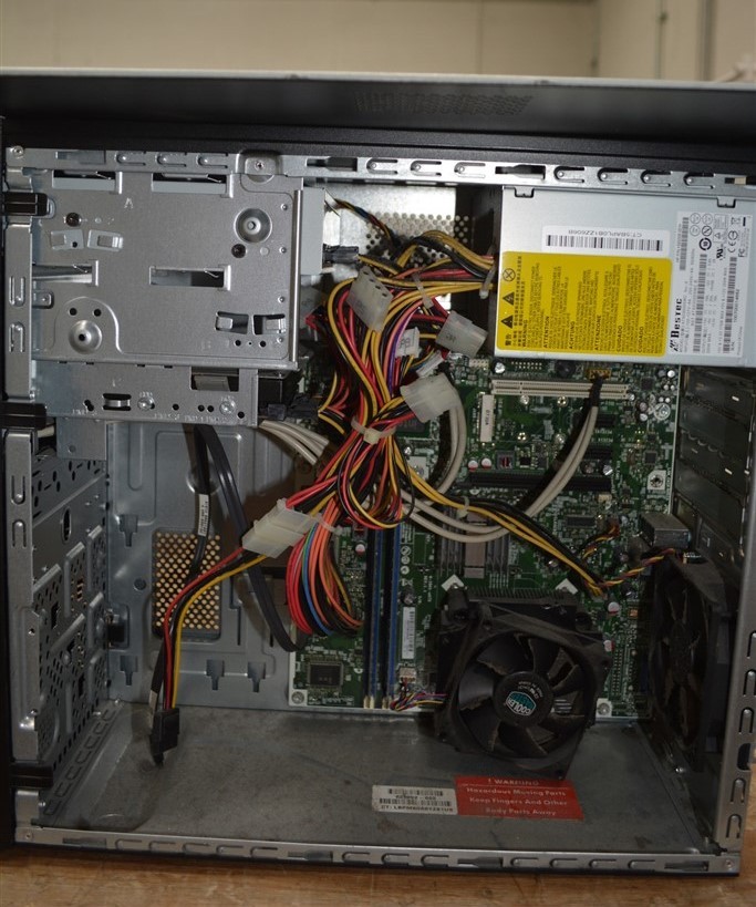 HP 500B MT VS875UT-ABA Desktop PENTIUM DUAL-CORE E5700 3GHz 4GB 160GB