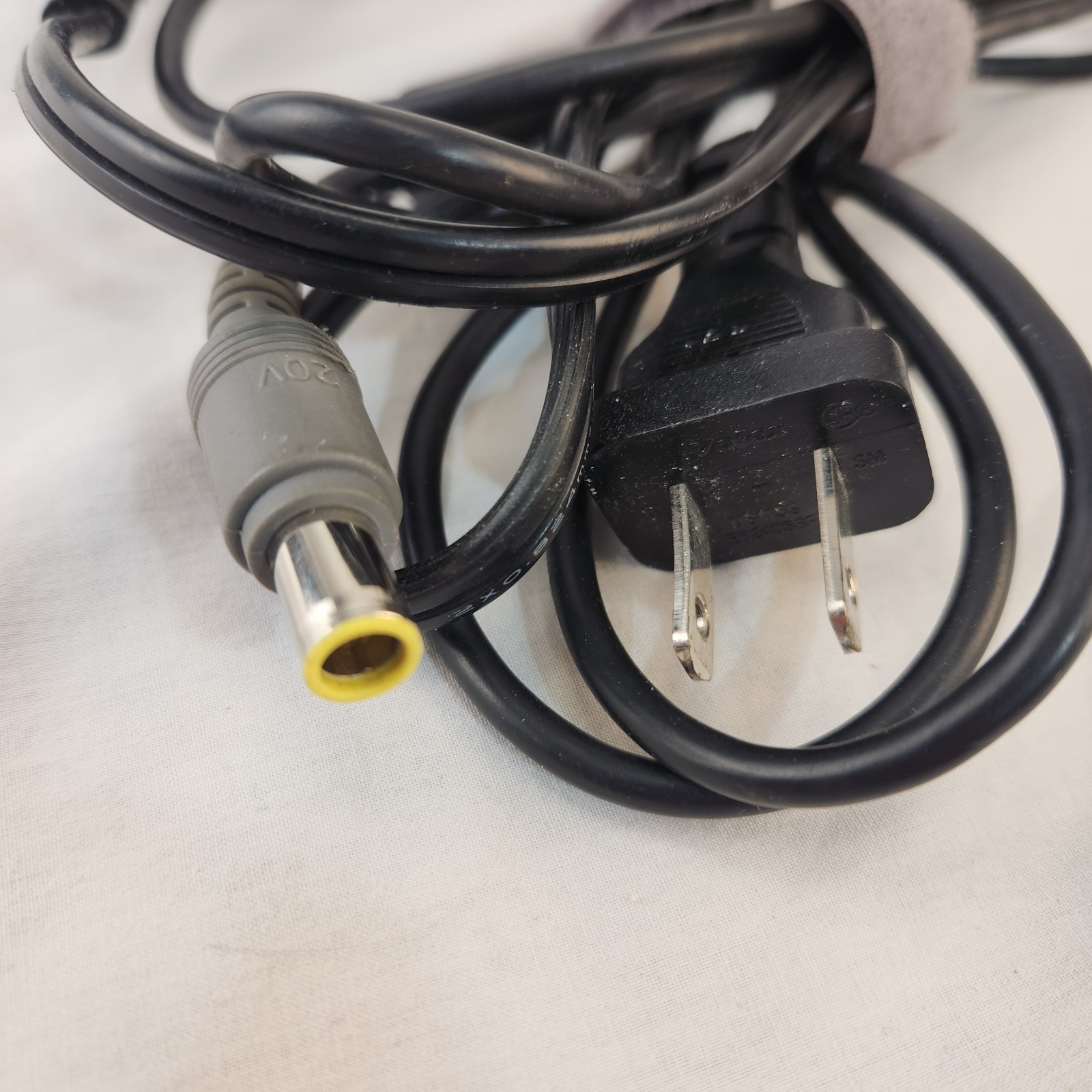 Lenovo OEM 90W 20V 4.5A Laptop Charger AC Power Adapter Round Tip PN 42T4434