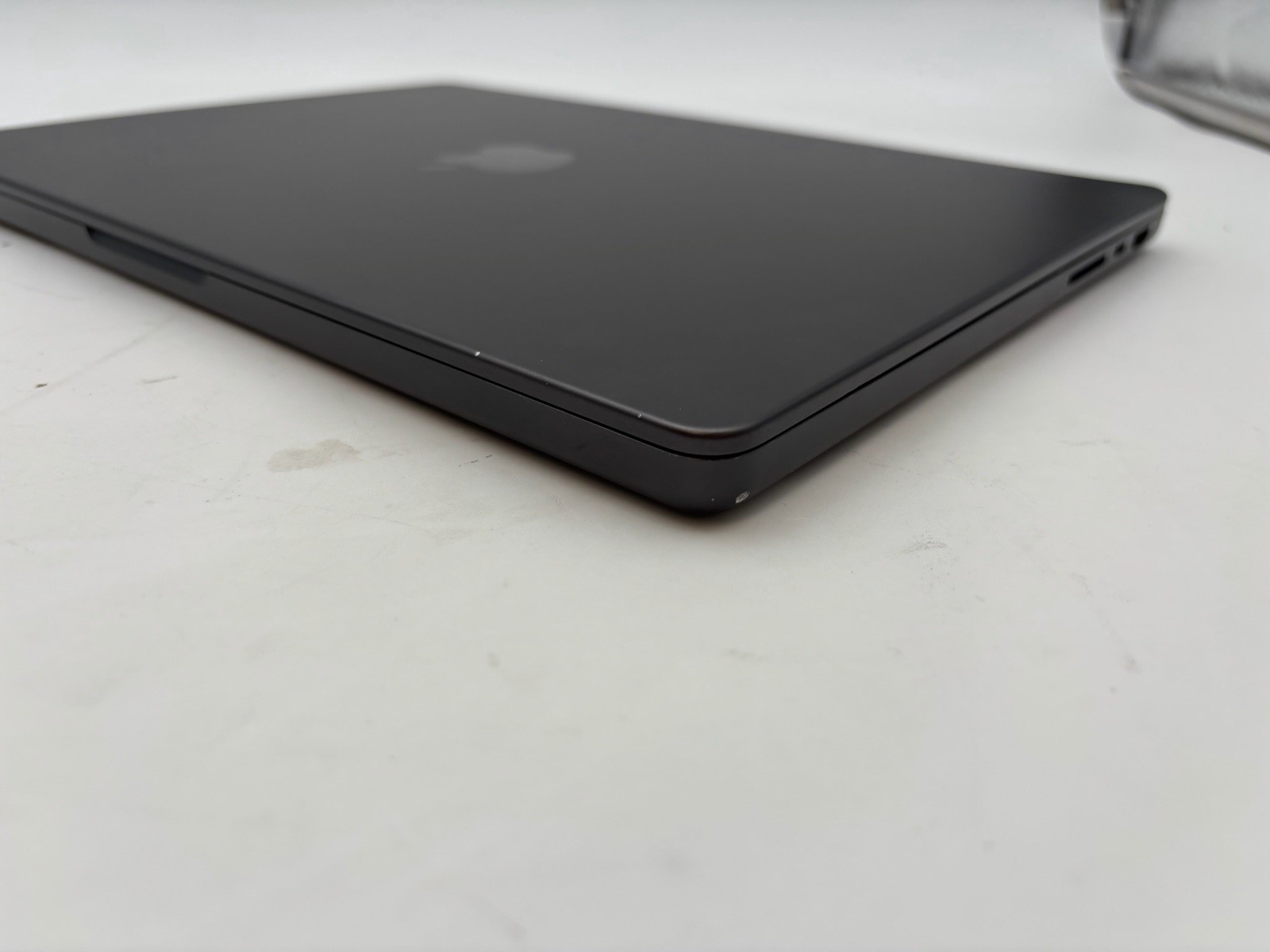 2024 Apple MacBook Pro 14″ M4 Pro 24 GB RAM 512 GB SSD Space Black