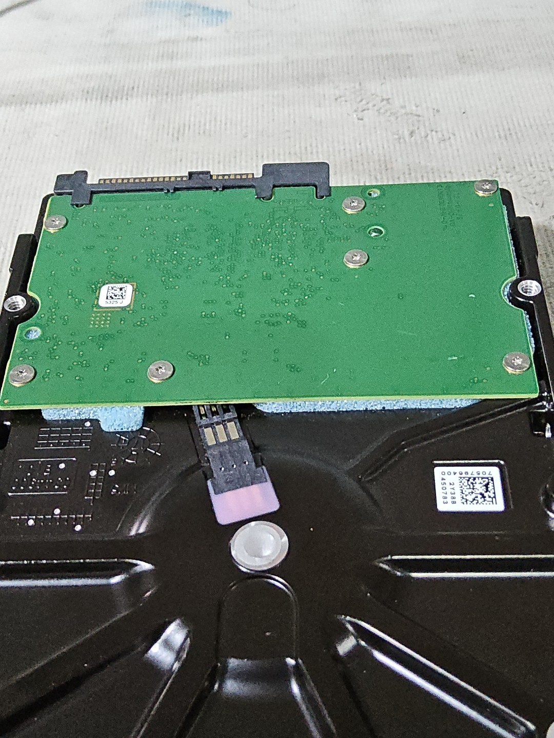 +Seagate Enterprise Capacity 3.5 HDD v5 2TB SAS (ST2000NM0135)