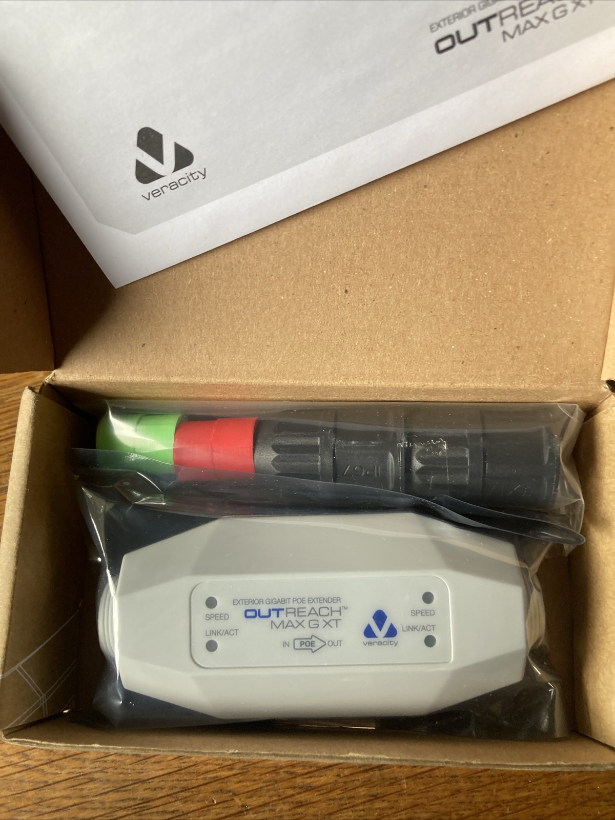 VOR-ORM-GXT veracity tough external gigabit ethernet and poe extender