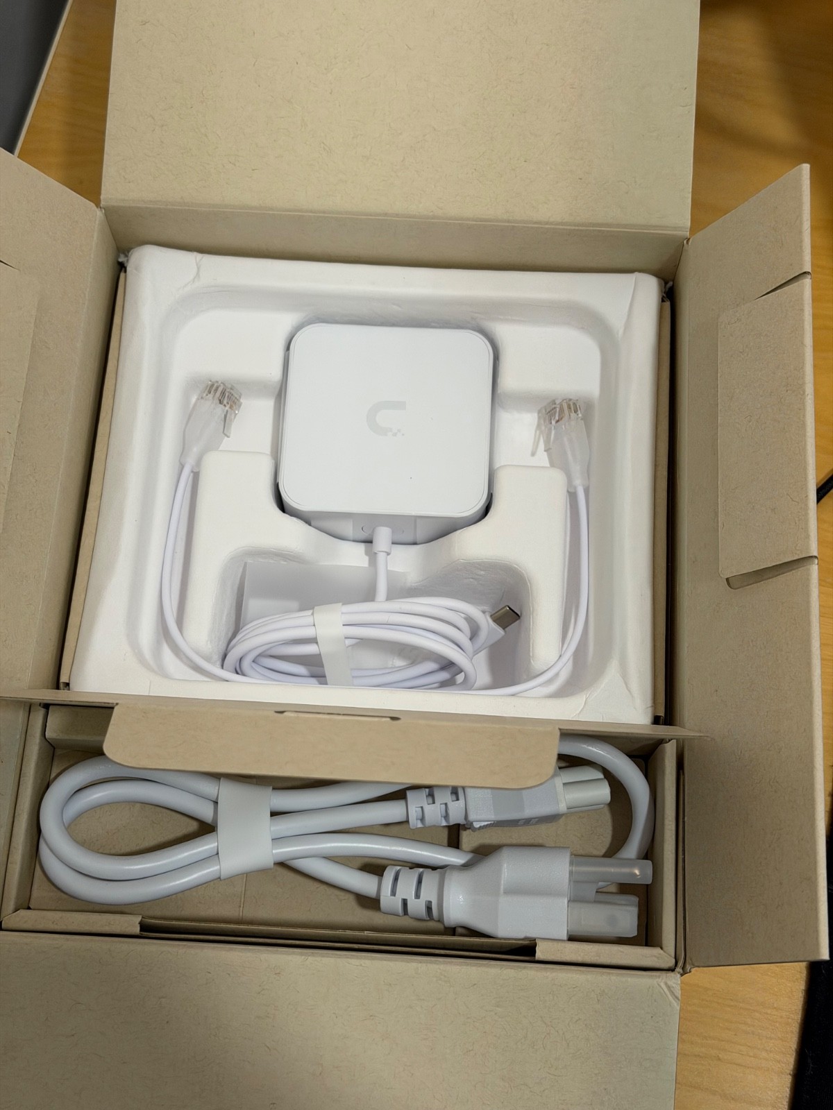Ubiquity UniFi Cloud Gateway Max UCG-Max-NS (Open-Box)