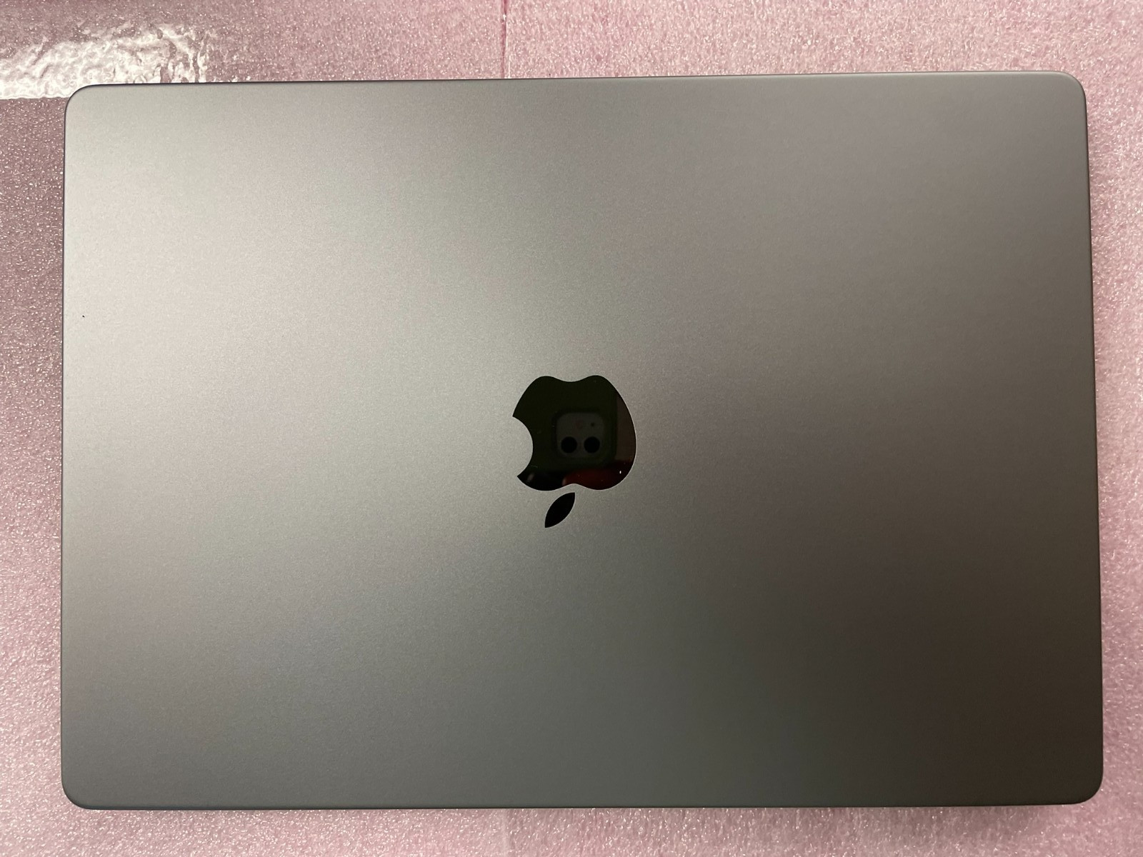 Apple MacBook Pro 14” 2021 M1 Max 10-Core CPU 64GB 2TB Space Gray – Very Good