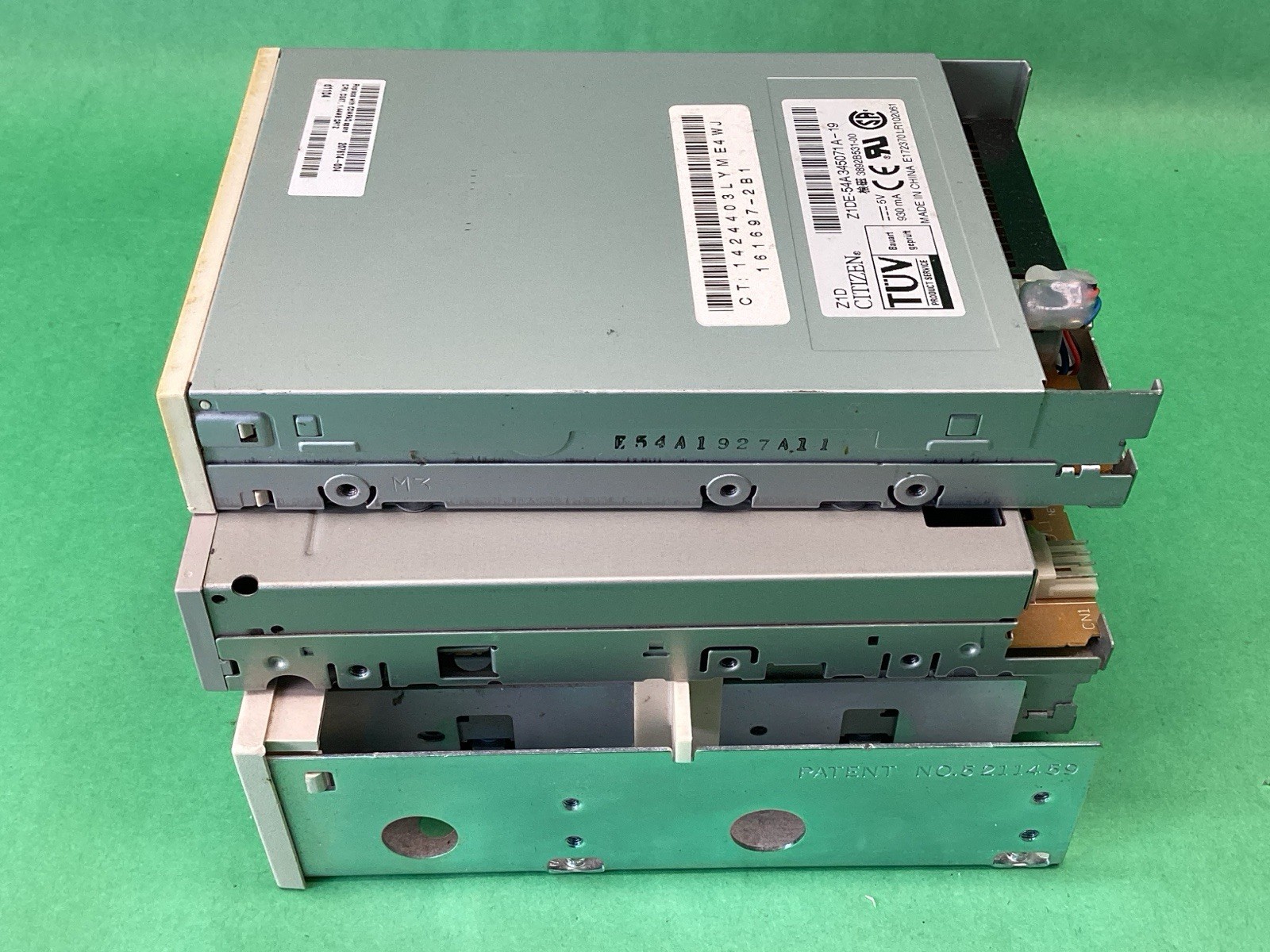 x3 Beige 3.5” Internal Floppy Drive Citizen Alps HP Mitsumi UNTESTED – LOT OF 3