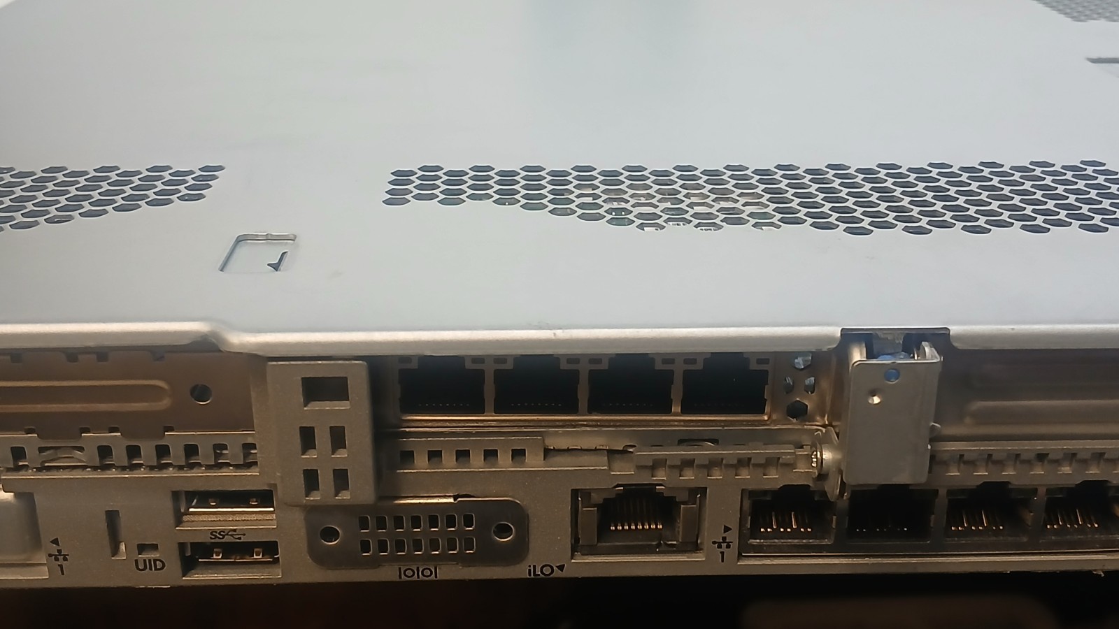 HP Proliant DL360 Gen 9 w Intel Xeon E5-2640 v4 @2.60Ghz NO HDs *READ*