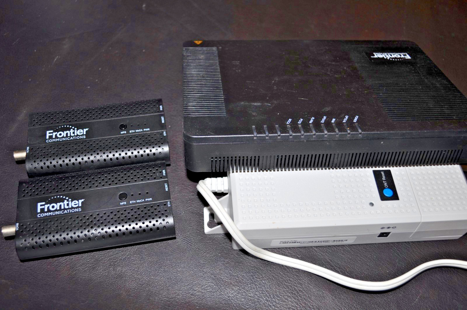 Frontier Optical Network Terminal FRX523, Two FCA252 Adapters, Cords