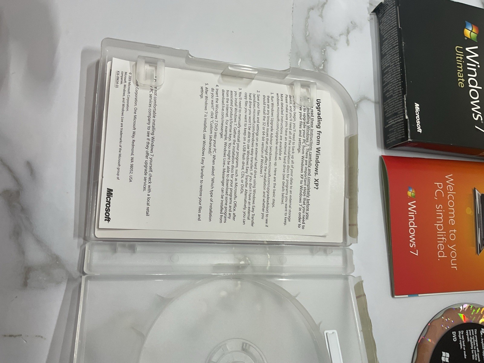 Microsoft Windows 7 Ultimate 32 Bit and 64 Bit DVDs Box License Key