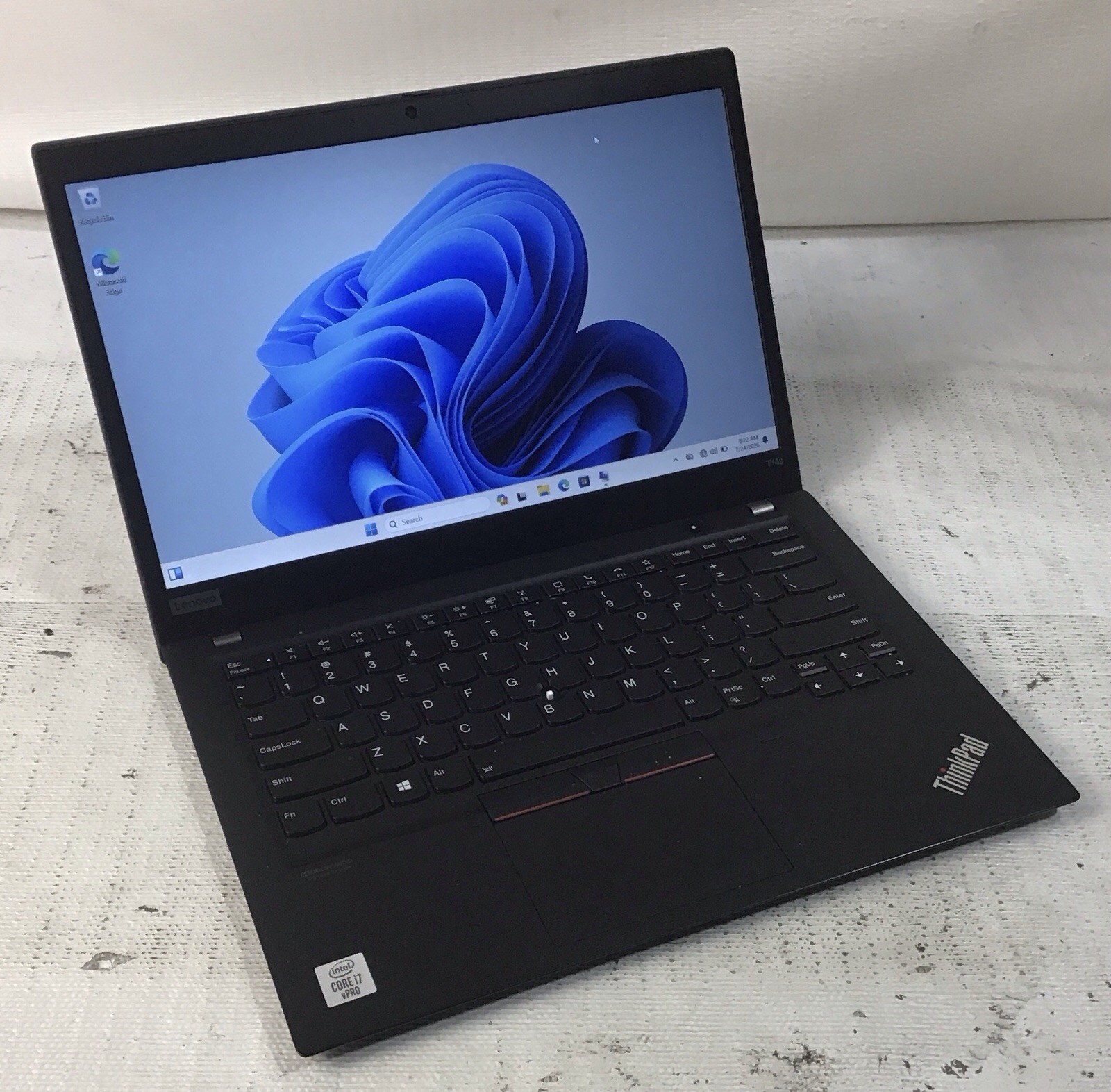 Lenovo ThinkPad T14s Gen 1 14″ Intel i7-10610U @ 1.80GHz 16GB RAM 256GB SSD