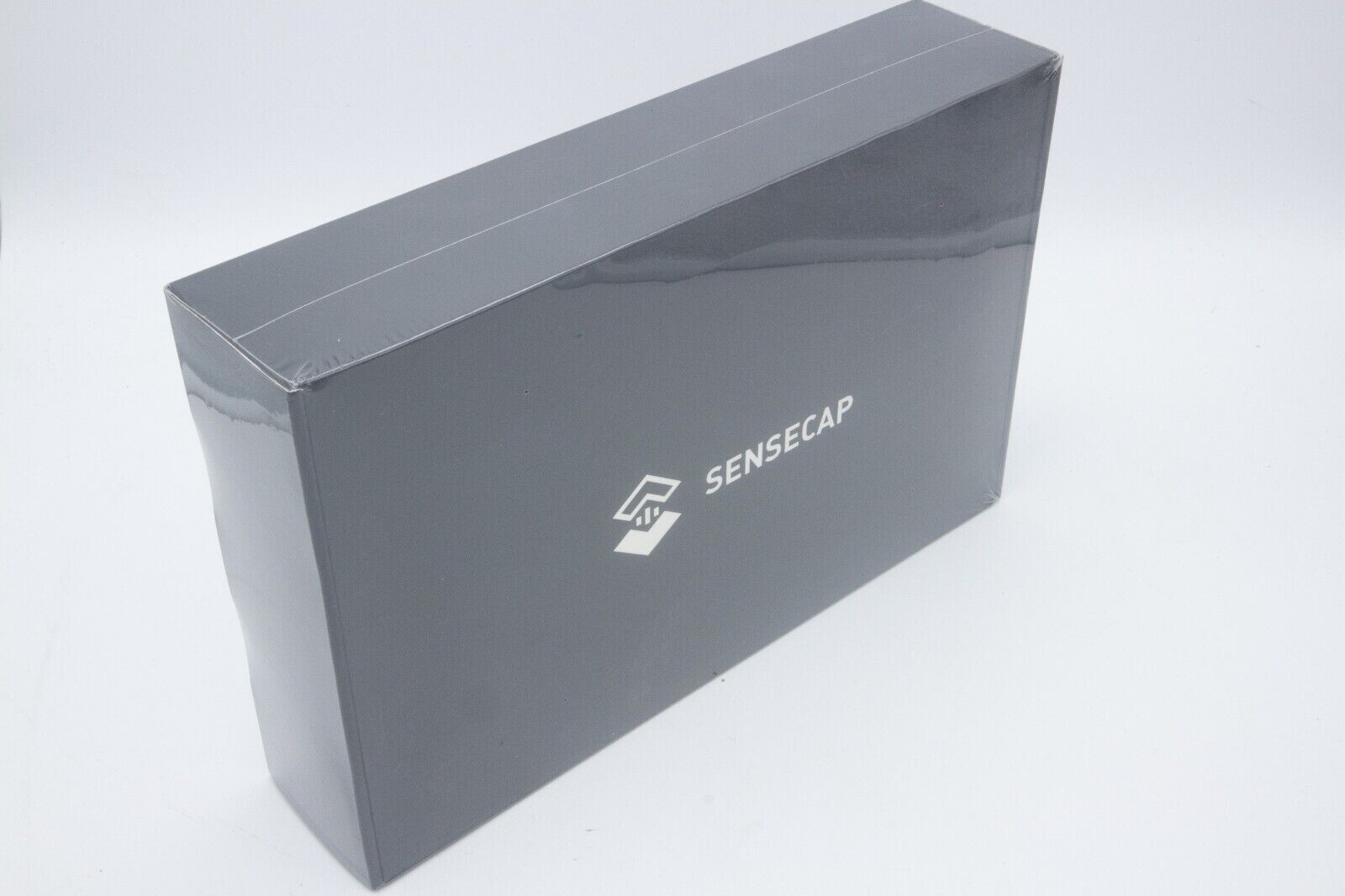 SenseCAP M1 868B LoRaWAN Helium Miner 4 GB – NEW & ORIGINAL PACKAGING – FAST SHIPPING