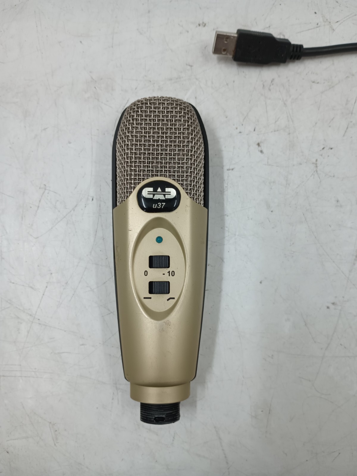 CAD U37 USB Cardioid Microphone Large Diaphragm Gold Color EB-20099