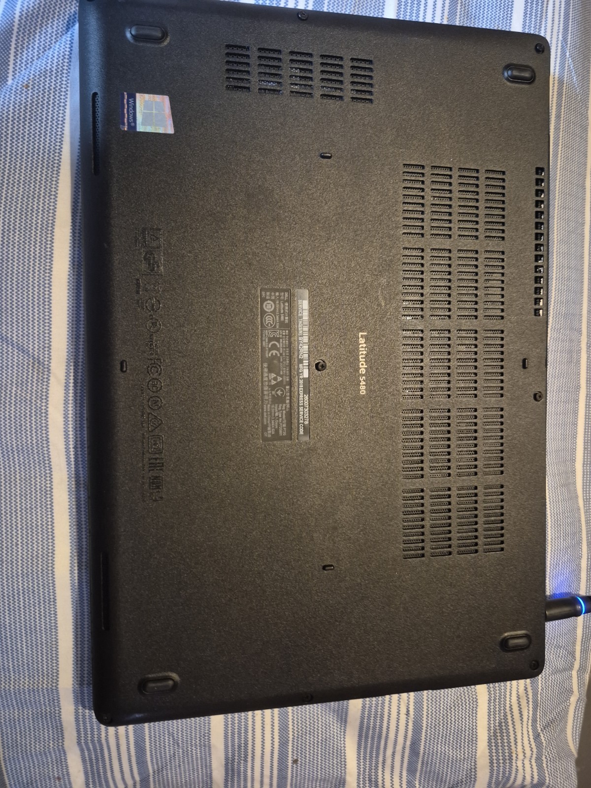 Dell Latitude 5480 Intel i5-6300U @2.40GHz 4GB RAM 14″ No Drive