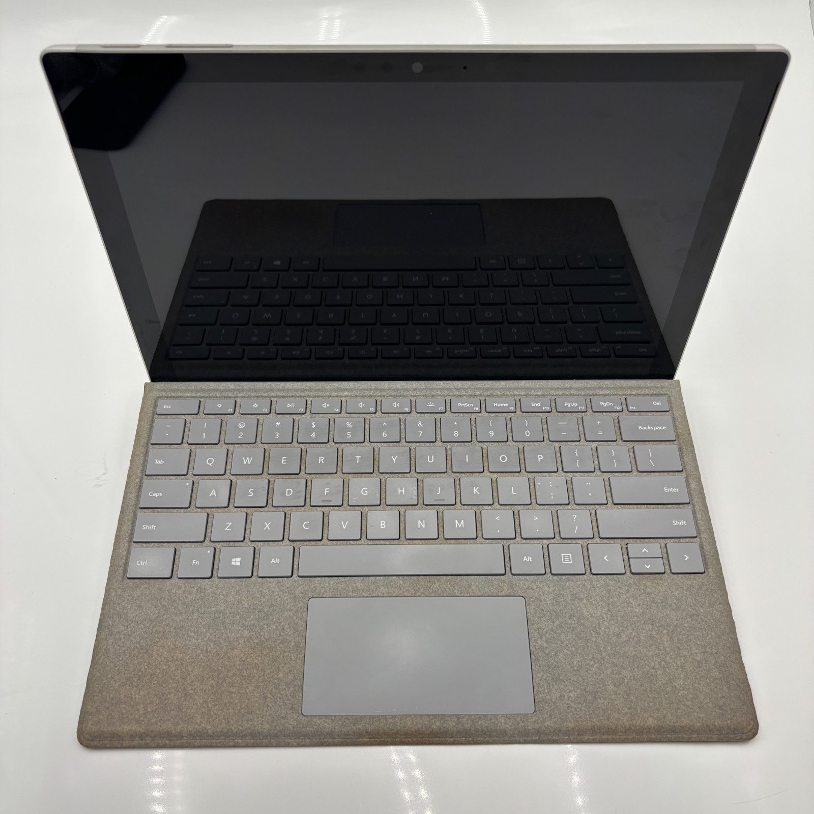 Microsoft Surface Pro 6 I5 256GB 8GB RAM Silver Windows 11 FOR PARTS ONLY