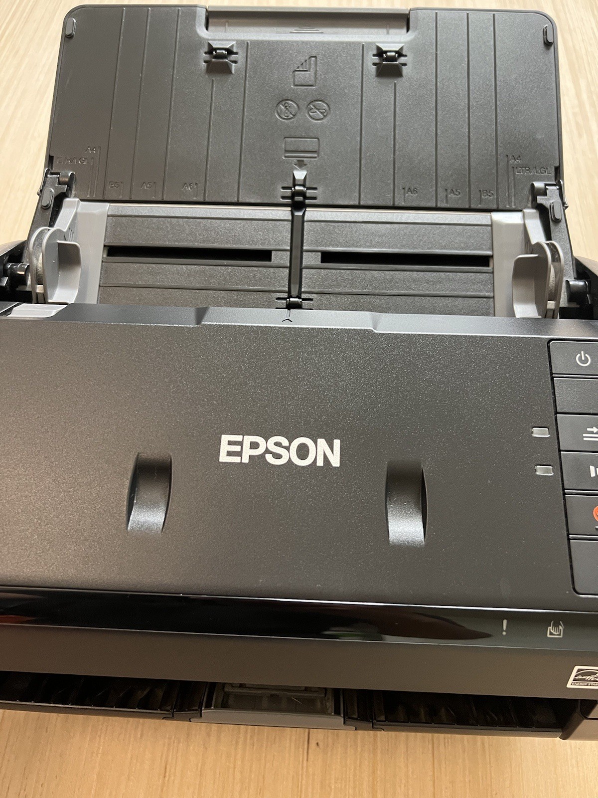 Epson WorkForce ES 400 J381A Duplex Color Document Scanner W/ Adapter & USBRead