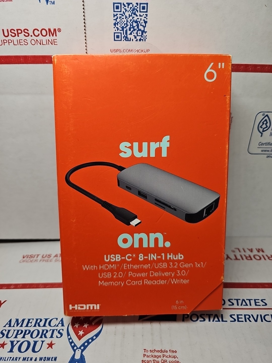 Surf Onn 6” USB-C 8-IN-1 Hub Memory Card Reader Writer, HDMI, USB 2.0 and 3.0.