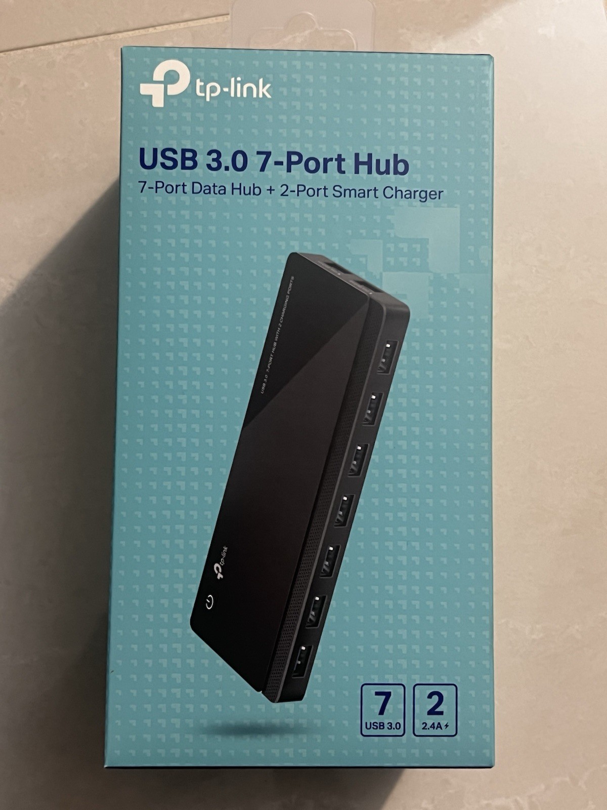 TP-Link UH720 USB 3.0 – 7-Port Data Hub + 2-Port Smart Charger. NEW/ SEALED.