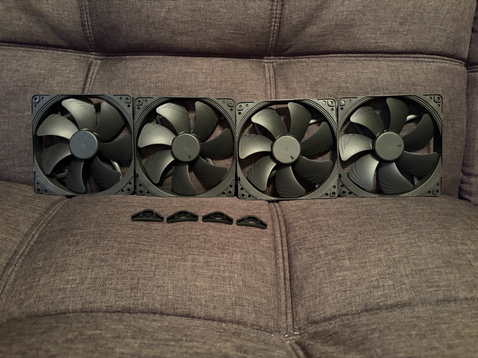 Noctua NF-A14 PWM Chromax.Black 140mm Hardly Used 10/10 w/ Black Inserts
