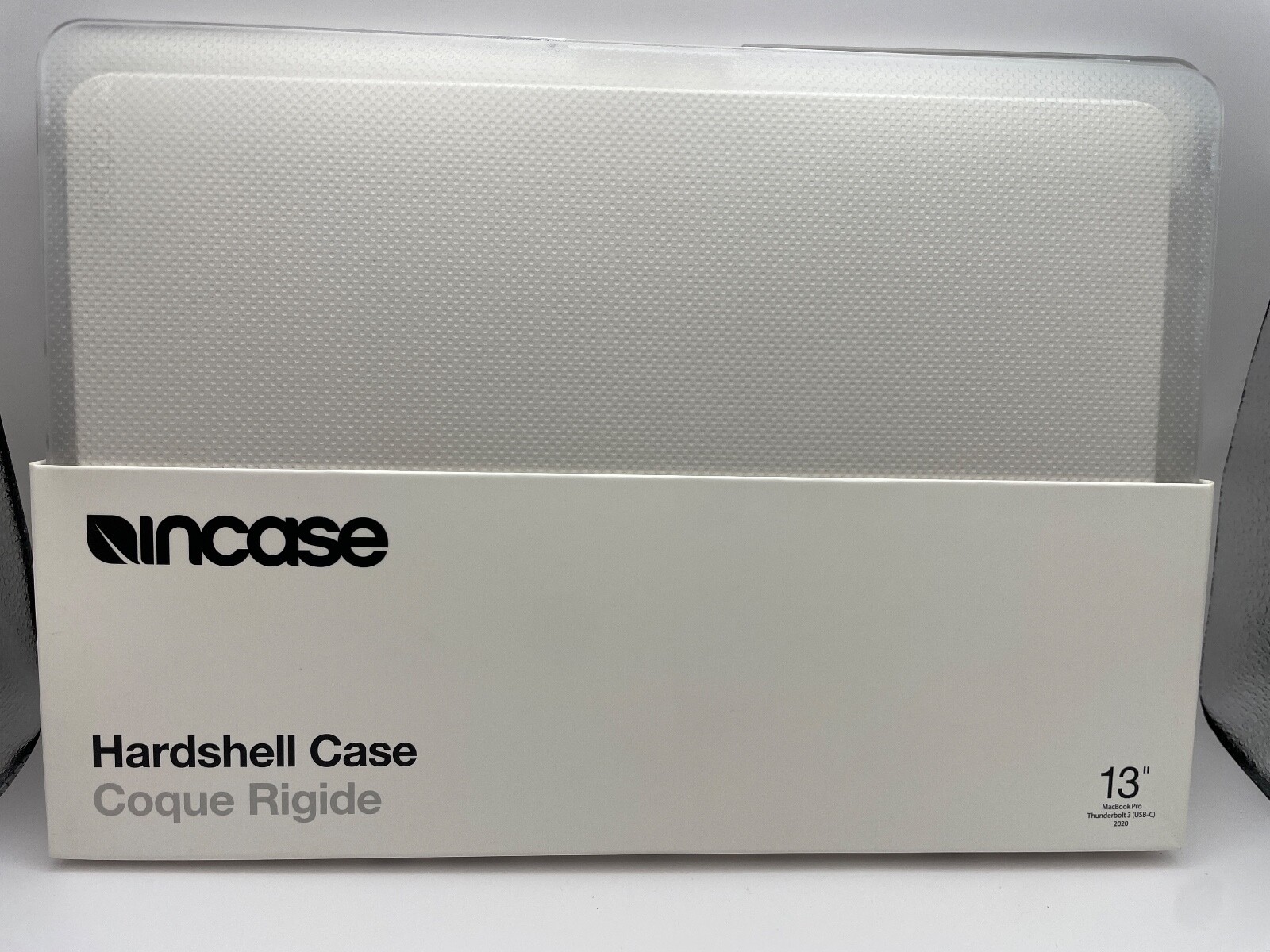 Incase Hardshell Dots 13″ MacBook Pro Case – Clear | New INMB200629-CL
