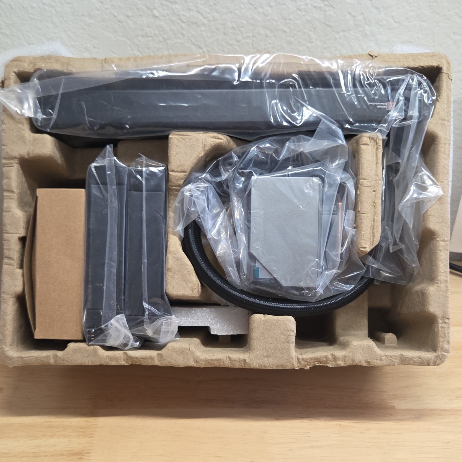 Deepcool LT520 240mm RGB Liquid CPU Cooler Fluid Dynamic Bearing Black
