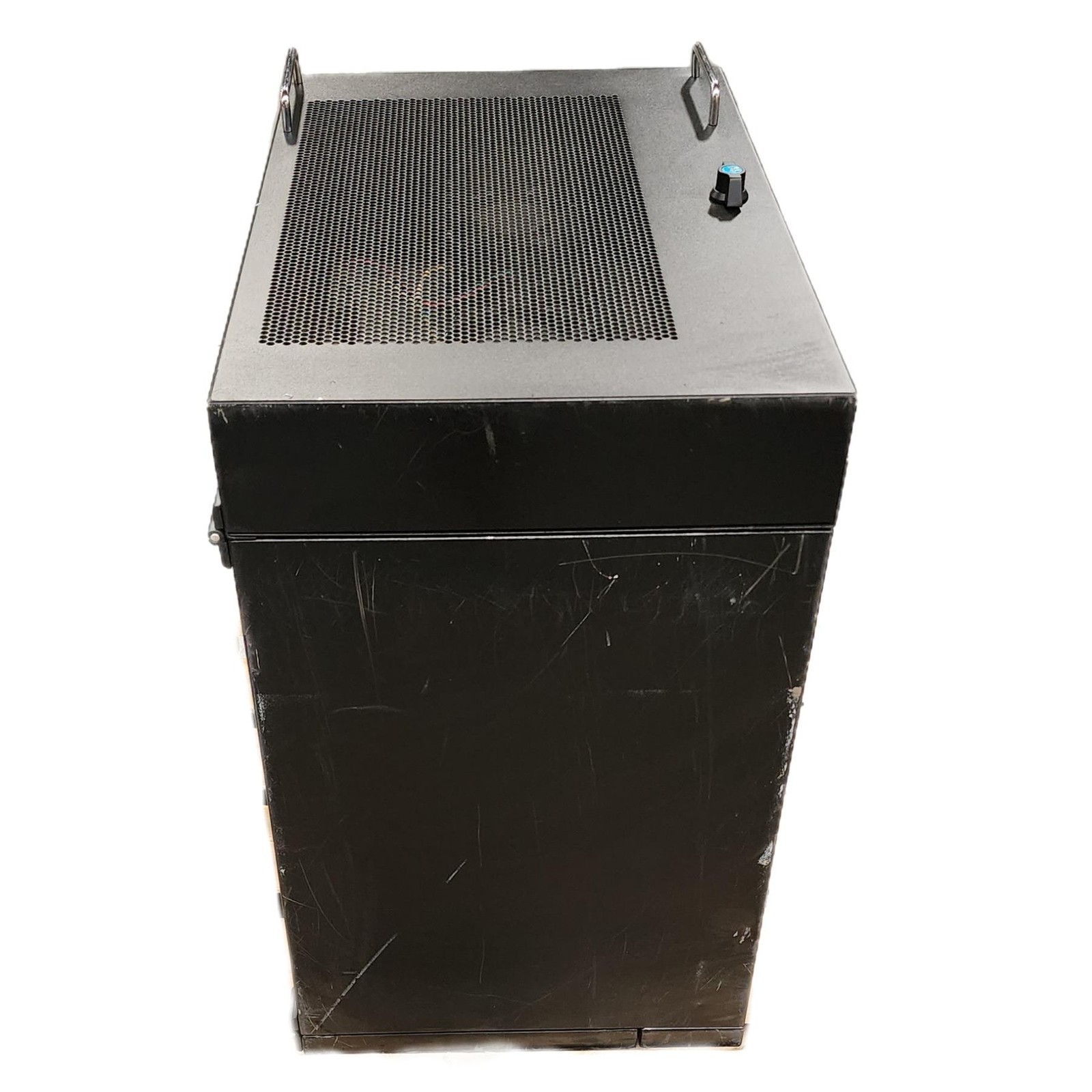 Tripp Lite SRW6U Series 6U Wall Mount Rack Enclosure Cabinet Vertical Filtered