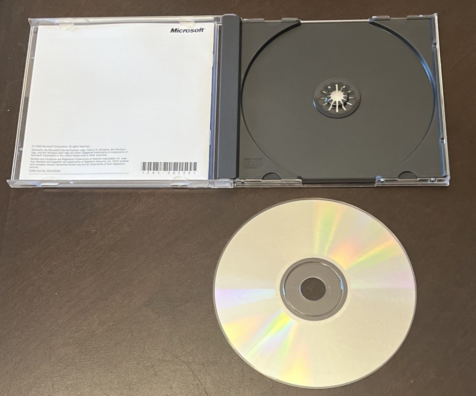 Microsoft Plus! 98 Companion For Windows 98 CD-ROM With Original Box