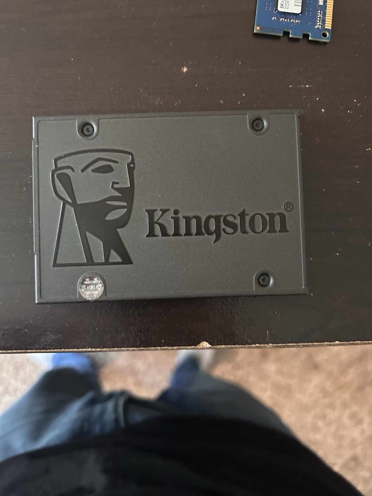 Kingston Q500 2.5″ 120GB SATA III Internal Solid State Drive (SQ500S37/120G)