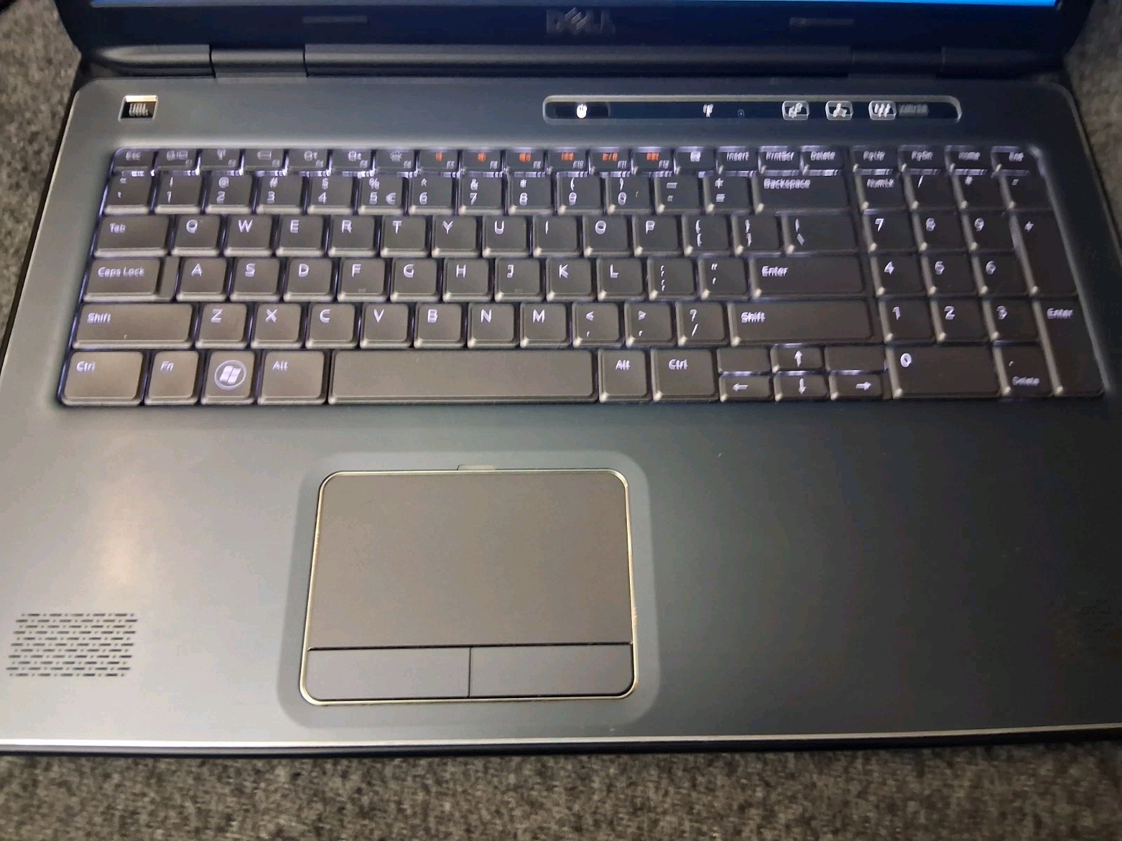 Dell XPS L701X 17.3 Silver Intel i5 6GB RAM 500GB HDD Win 10 Pro Charger Ready