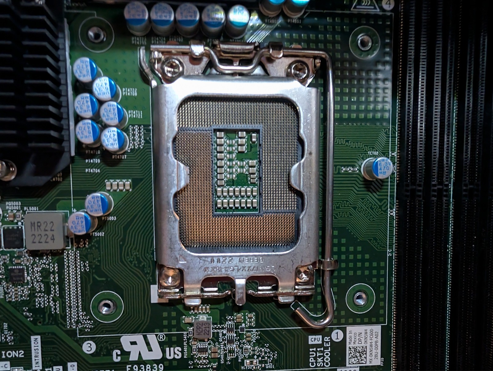 Dell OptiPlex 7000 Tower Barebones | Motherboard 0KN5W4 | 400W Plat PSU | Cooler