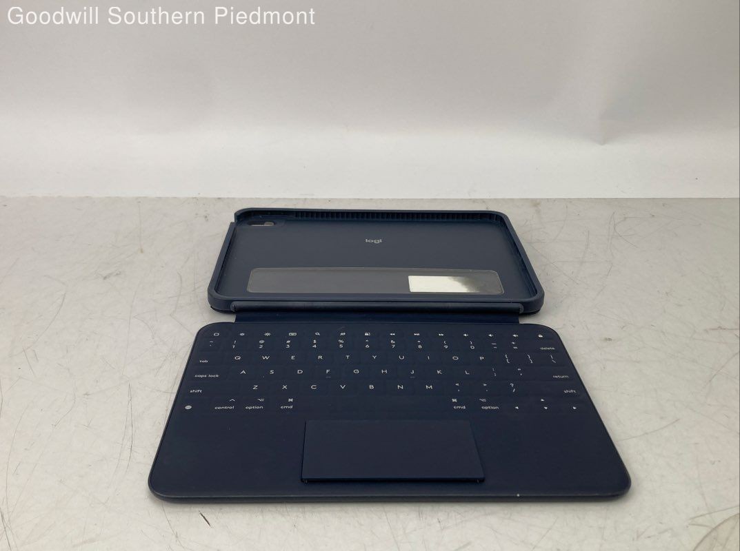 Logitech Rugged Combo 4 Touch Apple iPad 10th Generation Keyboard Case – Tested