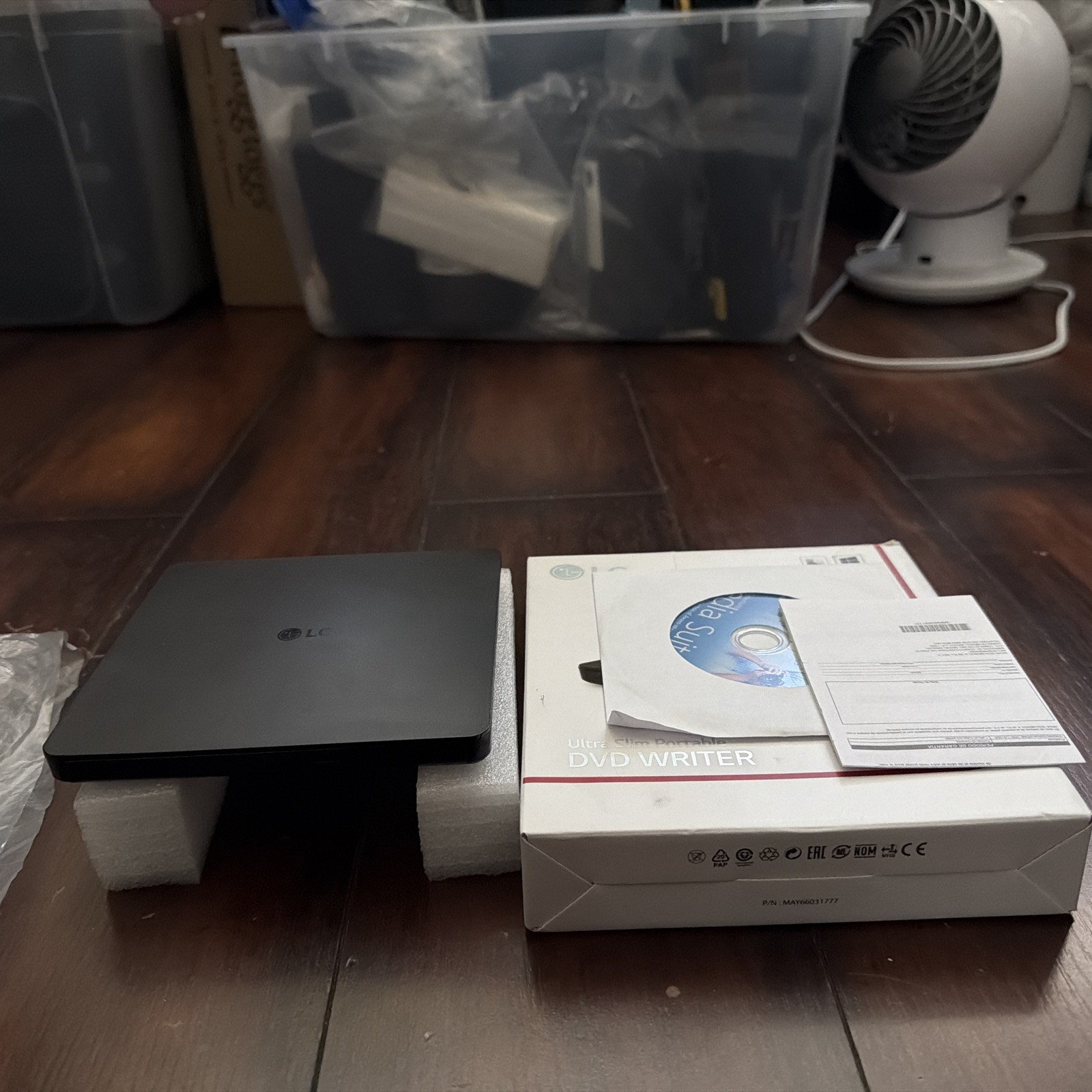 Ultra Slim Portable DVD Writer Mac & Windows Compatible LG Life’s Good