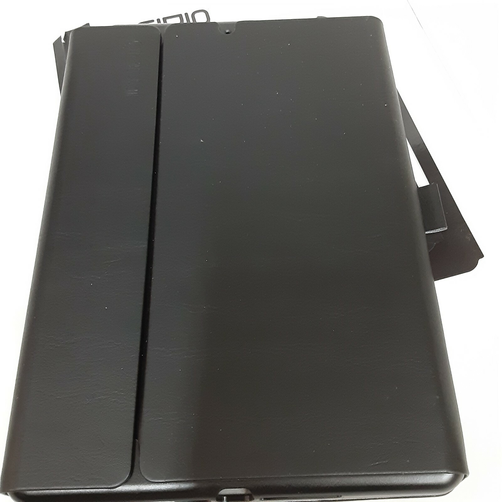Incipio Faraday Folio Case Cover Magnetic Closure for iPad 9.7 (2017-2018) Black