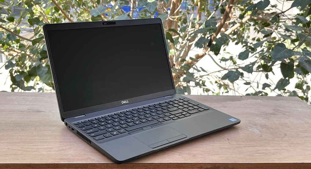 Dell Latitude 5500 | 15.6″ Full HD | Intel i5 (8th Gen) | 8GB RAM | 256GB NVMeSSD