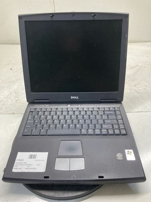 Dell Inspiron 2600 Intel Celeron 1066MHz 640K NO HDD No Batt